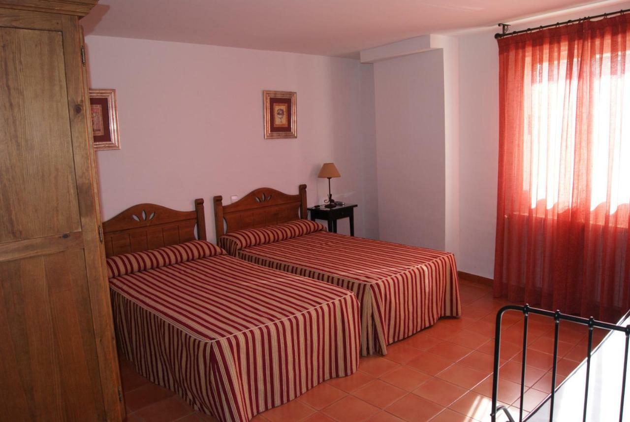 Nohales Casa Rural El Sauce. A 2,5 Km De Cuenca Capital מראה חיצוני תמונה